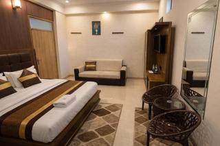 HOTEL MOUNTAIN GREEN BY GRAHIl - 0