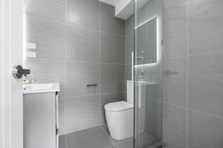 3BDR Townhouse by Panmure Basin Mt Wellington - 5