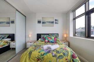 Executive Apartment Near Parliament House - 4