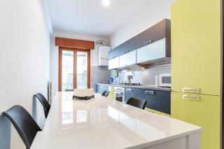 100m to Arena 3BR Luxury Stay Verona - 9