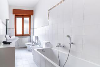 100m to Arena 3BR Luxury Stay Verona - 7