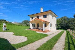 Casa en Llanes con jardín - Huergo Mar y Playa - 0