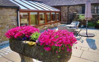 Cosy Cottage for Two in the Peak District with Parking - 0