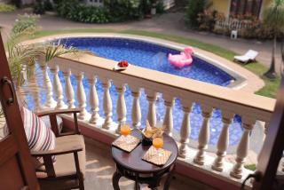 4BHK Portuguese Villa w Pool 8 mins to beach - 0
