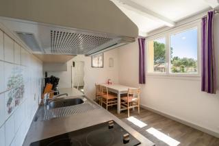 Logement avec piscine et jardin - 1