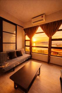 Premium Seaview Suites Best Location in KK - 1