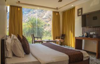 Badi Garh Palace Resort - 4