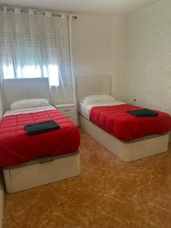 Confortable Apartement close to airport - 8