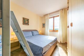 Pineta Blu Coastal Apartment with Sea View - 1