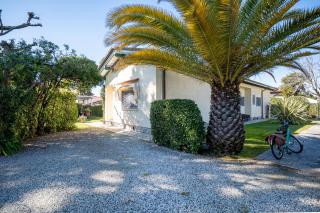 Quiet Villa Oasis, Garden and Italian Charm - 1