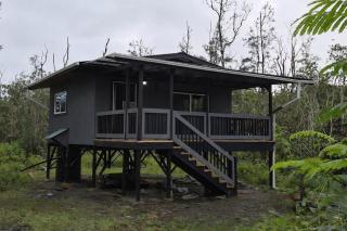 Private jungle retreat with AC and WiFi near Volcano - 4