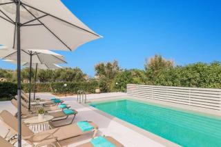 Villa Meredith by Villa Plus - 8