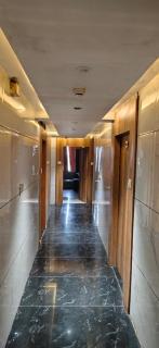 Hotel Pinnacle Sky - 5