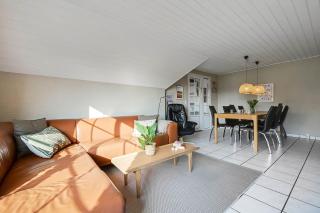 Thatched house with spa and pool by the sea - SJ67 - 2