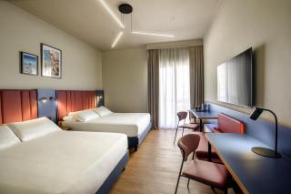 Best Western Plus Hotel Globus - Rome - 3
