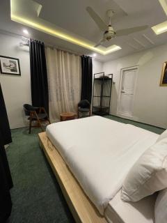 Nirvana Resort - 3