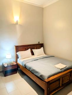 Hakuna Matata Apartment in Munyonyo 3BR - 4