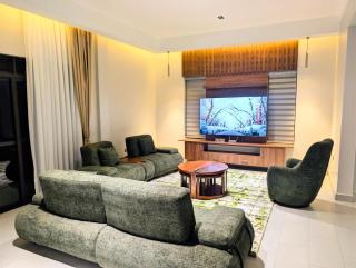 Hakuna Matata Apartment in Munyonyo 3BR - 9