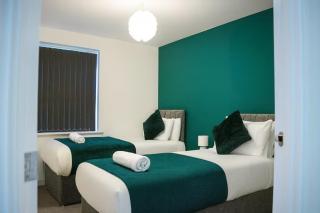 Contractors and Relocators Apt - Long Stay Savings - Fibre Optic Hi-Speed Wi-Fi - Multiple Free Parking Spaces - Netflix - Sleeps 4 - 4