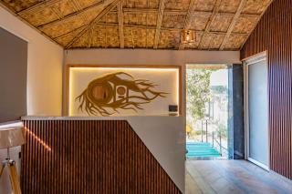 Hobbit House Jim corbett whispering roots - 7