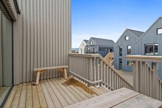 New & Stylish Apartment in Central Henningsvær - 6