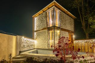 Hobbit House Jim corbett whispering roots - 2