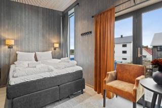 New & Stylish Apartment in Central Henningsvær - 3