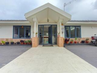 Hill View Private Villa - 9