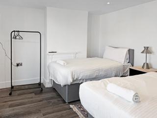 Bletchley Retreat - 1