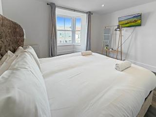 Bletchley Retreat - 9