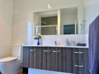 The Blue Nest, Clare - 1