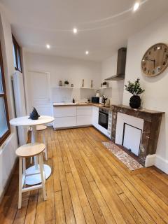 Le Moutarde Chic - 1-bedroom - Downtown - Train station 5 mins - 4