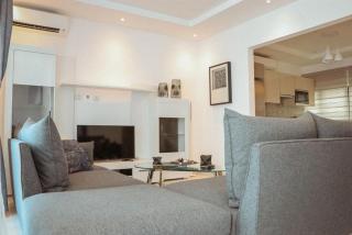 Elegant & spacious 2 bedroom apartment in Labone - 0
