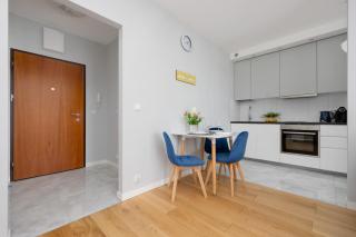 Elegant Studio Next To Westfield Arkadia In Warsaw By Noclegi Renters - 2