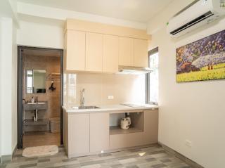 Căn hộ giá tốt, đầy đủ tiện nghi, yên tĩnh, trung tâm view Hồ Tây - 6