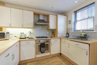 Spacious City Centre Townhouse - sleeps 8! - 2