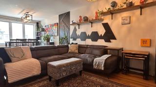 2 bedroom apartment with modern decor - 0