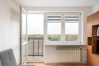 Las Bielański Homely Apartment by BookingHost - 1