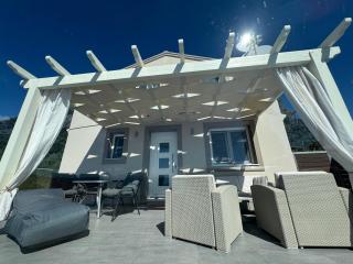 Vladimiros Apartments - 8