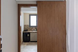 Stylish 2-Bedroom Apartment Silver Palm - 6