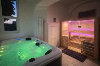 Hôtel Lefort - La Suite Impériale - Jaccuzi Sauna illimité - jardin - 3