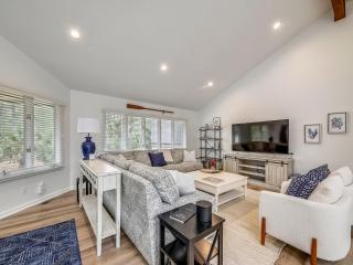 2 Strath Court - 7