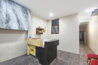 FabHotel Zen Stay - 9