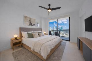 Modern Luxury Apartment in Downtown Miami - 2