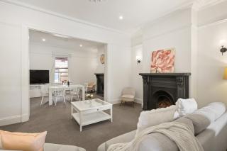 East Melbourne Terrace with 2 Free Parking - Close to MCG - 7