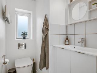 Holiday Home Eliene - 500m from the sea by Interhome - 5