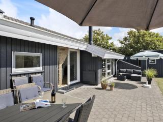 Holiday Home Gita - 2-2km from the sea by Interhome - 4