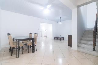 Guest House Central - 1