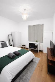 Cozy Room in Central Huddersfield - Perfect For Long Stays - 0