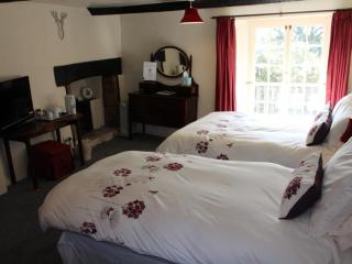 Yallands Farmhouse - 6